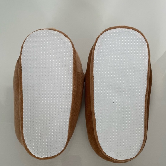 Kids Teddy Bear 🧸 Plush Slippers - Tan & Brown - Picture 6 of 8